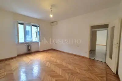 Casa in vendita, Via Achille Maiocchi, Milano