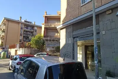 Negozio in affitto, Via Adeodato Matricardi, Roma