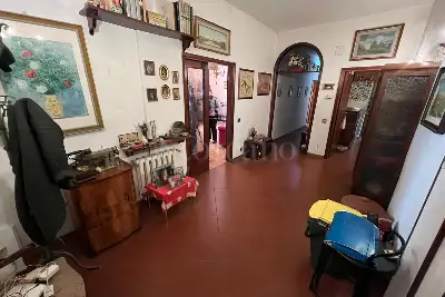 Casa in vendita, Via Ferrara, Prato