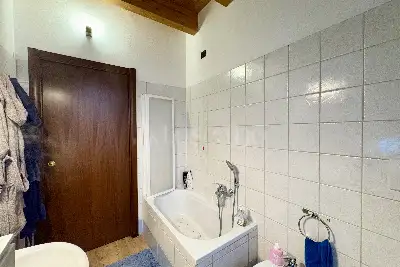 Casa in vendita, Via Tre Castelli 47, Milano