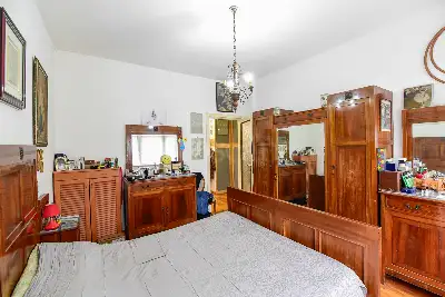 Casa in vendita, Via Crispi, Como