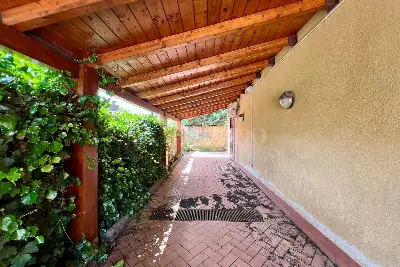 Villa Bifamiliare in vendita, Nicolosi - Ai Pini, Nicolosi