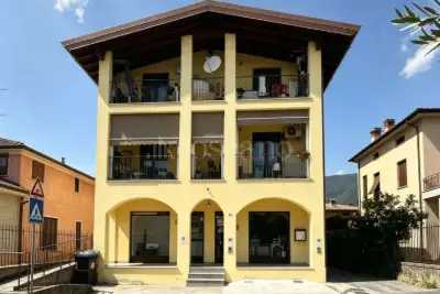 Casa in vendita, Via Roma, Gavardo
