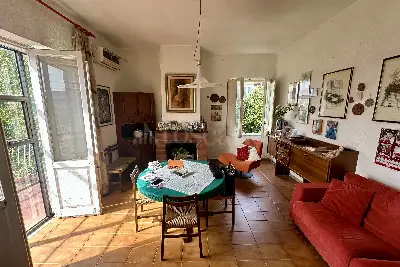 Casa Indipendente in vendita, Via Appia Lato Napoli, Formia