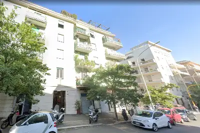 Negozio in vendita, Via Fonteiana, Roma