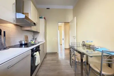 Casa in vendita, Via Santa Sofia, Milano