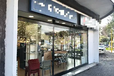 Attività Commerciale in vendita, Largo Gaetano la Loggia, Roma