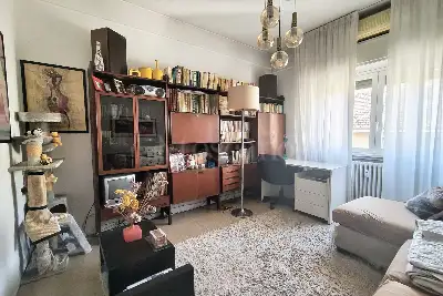 Casa in vendita, Via Scipione Pistrucci, Milano