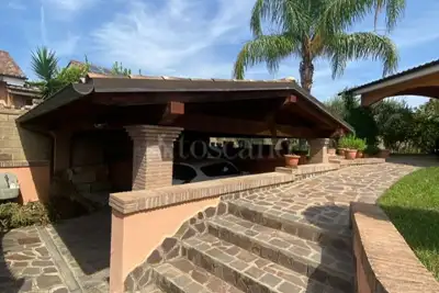 Villa in vendita, Via Afrodite, Pomezia