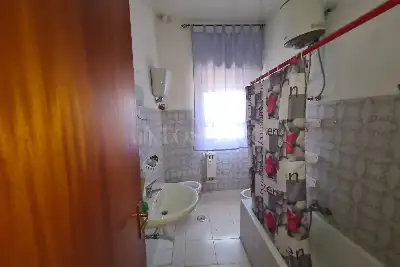 Casa in vendita, Via Catullo, Pomezia