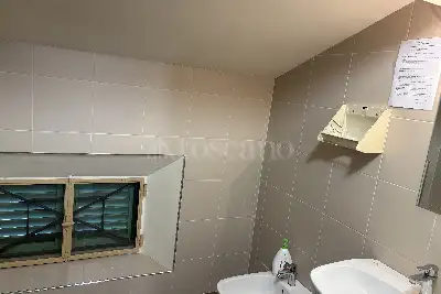 Stabile Uso Ufficio in vendita, Via Santa Gonda, Prato