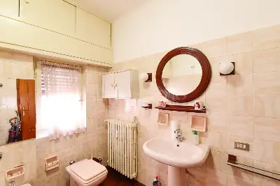 Casa in vendita, Via Bellinzona, Como