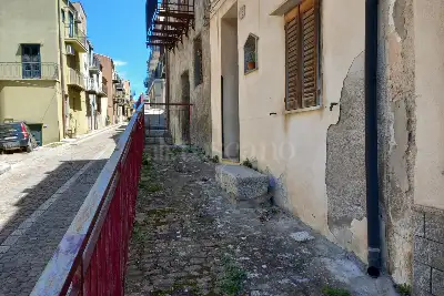 Casa Indipendente in vendita, Via Cristoforo Grisanti 75, Isnello