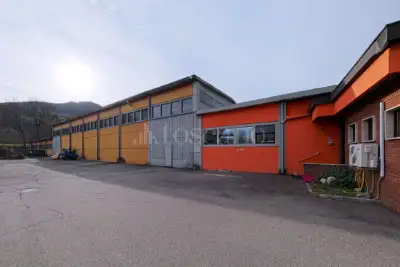 Capannone in vendita, Via Provinciale, Mesenzana