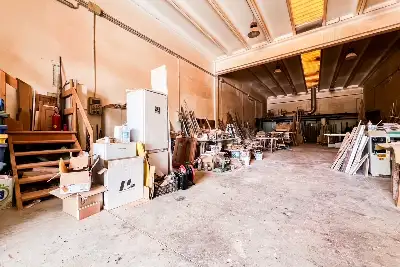 Capannone in vendita, Via Namibia, Olbia