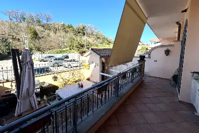 Villino a Schiera in vendita, Via Morsasco, Roma