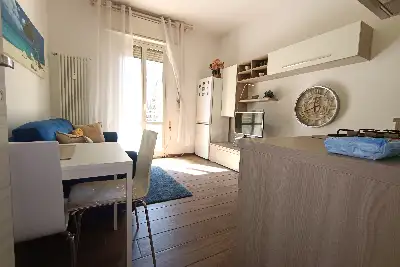 Casa in vendita, Via G. Garibaldi, Casalecchio di Reno