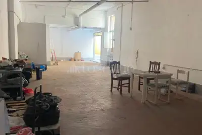 Magazzino in vendita, Via Valerio Publicola, Roma