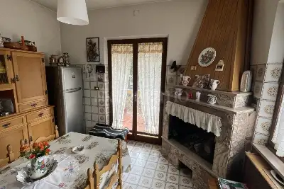 Casa Indipendente in vendita, Via G. Marconi, Elice