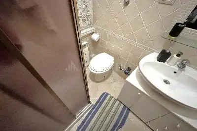 Casa in vendita, Via Caprese, Roma