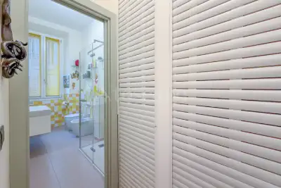 Casa in vendita, Via Rodolfo Farneti, Milano