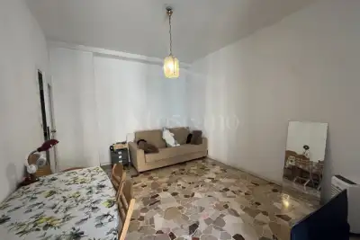 Casa in vendita, Via Lorenteggio, Milano