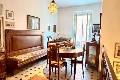 Casa Indipendente in vendita, Piazza Tebaldo Brusato, Brescia