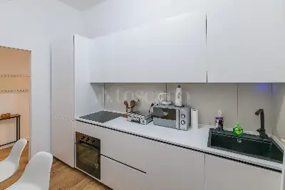 Casa in vendita, Piazza dei Santi Apostoli, Roma