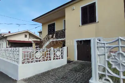 Casa Indipendente in vendita, via Passo Sella, Montesilvano