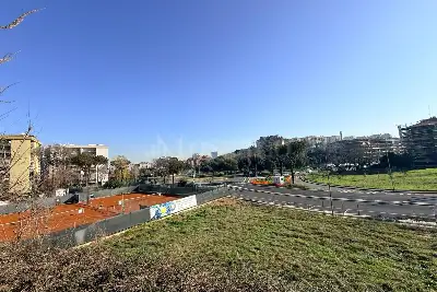 Villino a Schiera in vendita, Via Mar della Cina, Roma