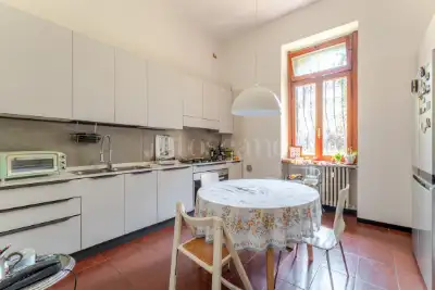 Casa in vendita, Via Serviliano Lattuada 3, Milano