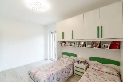 Casa in vendita, Via G. Cesare, Cantù