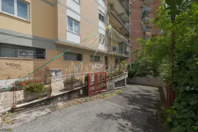Casa in vendita, Via Carlo Amoretti, Roma