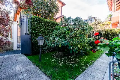 Villa in vendita, Via Privata Bitonto, Milano