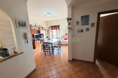 Casa in vendita, Via Metastasio, Pomezia