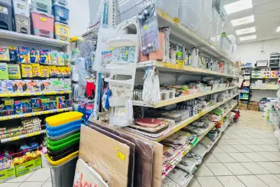 Negozio in affitto, Viale delle Provincie, Roma