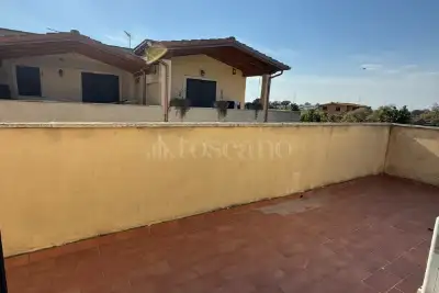Villa Bifamiliare in vendita, Via Montaldeo, Roma