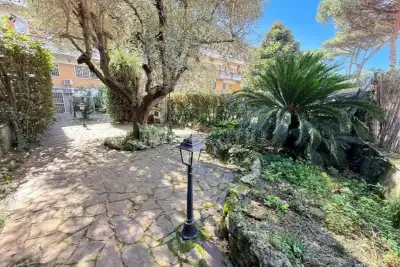 Detached house for sale, Via Fratelli Cervi, Roma