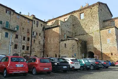 Casa in vendita, via garibaldi 11, Radicondoli