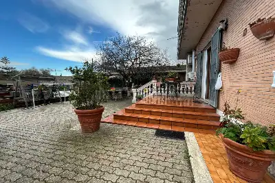 Villa in vendita, Via Dronero, Fiumicino