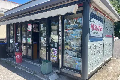 Attività Commerciale in vendita, Piazza Beata Vergine Del Carmelo, Roma