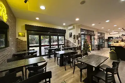 Attività Commerciale in vendita, Via Francesco Cilea, Roma