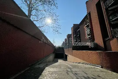 Box in vendita, Via Giambellino, Milano