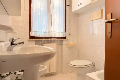 Casa in vendita, Via Einaudi, Sirmione