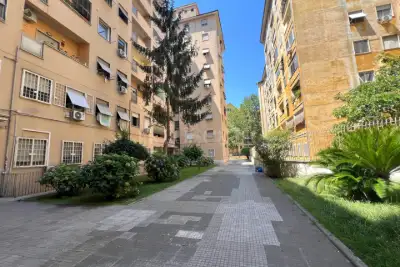 Casa in vendita, Via Flavio Stilicone, Roma