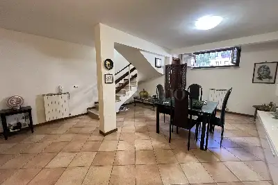 Villino a Schiera in vendita, Via Corona Australe, Fiumicino