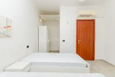 Casa in vendita, Via Luigi Porro Lambertenghi, Milano