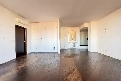 Casa in vendita, Via IV Giugno, Magenta