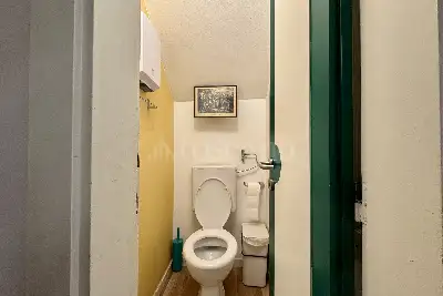 Negozio in vendita, Via Leone Tolstoj, Milano