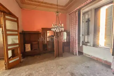 Casa Indipendente in vendita, Via Roma, Zafferana Etnea